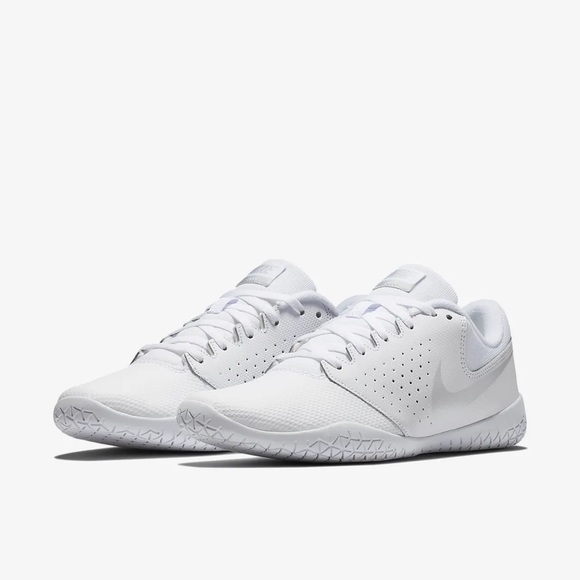 nike cheerleading shoes